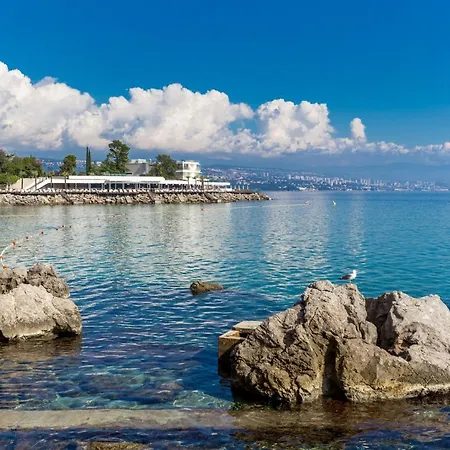 Rona Superior דירה