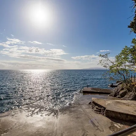 Rona Superior דירה