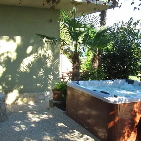 公寓 Rona Superior 奥帕提亚