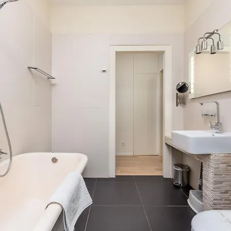 Rona Superior אופטיה